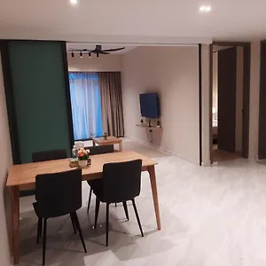  Apartamento Crystal Suites At Eaton Klcc
